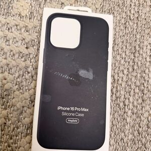 Apple iPhone 16 Pro Max Silicone Case - Dark Gray